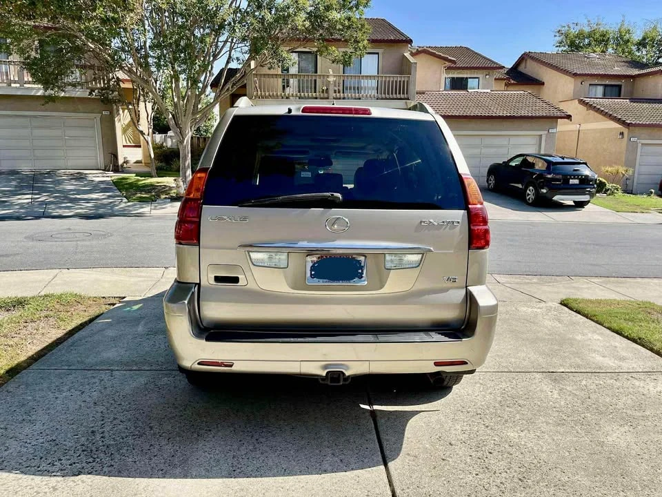 2005 Lexus GX 1st Gen - Image 4 of 11