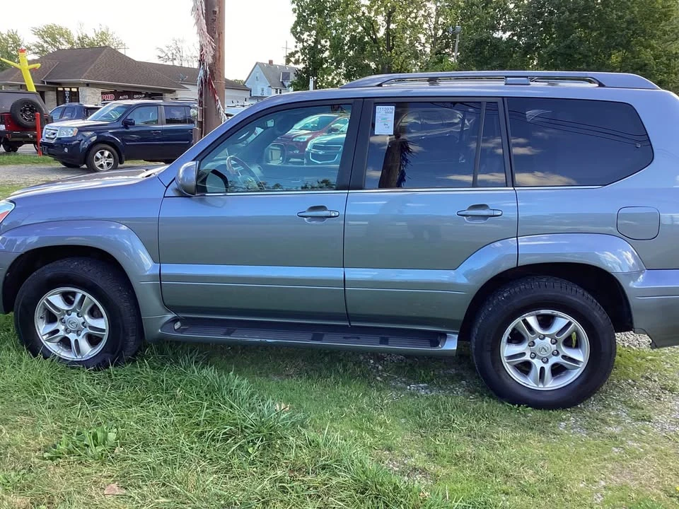 2005 Lexus GX 2nd Gen - Image 5 of 18