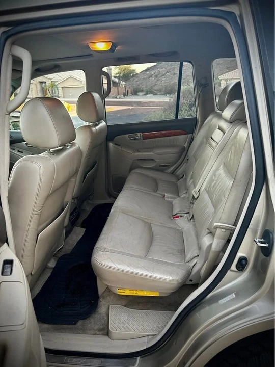 2005 Lexus GX 2nd Gen - Image 9 of 15