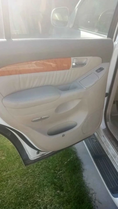 2005 Lexus GX 1st Gen - Image 11 of 14