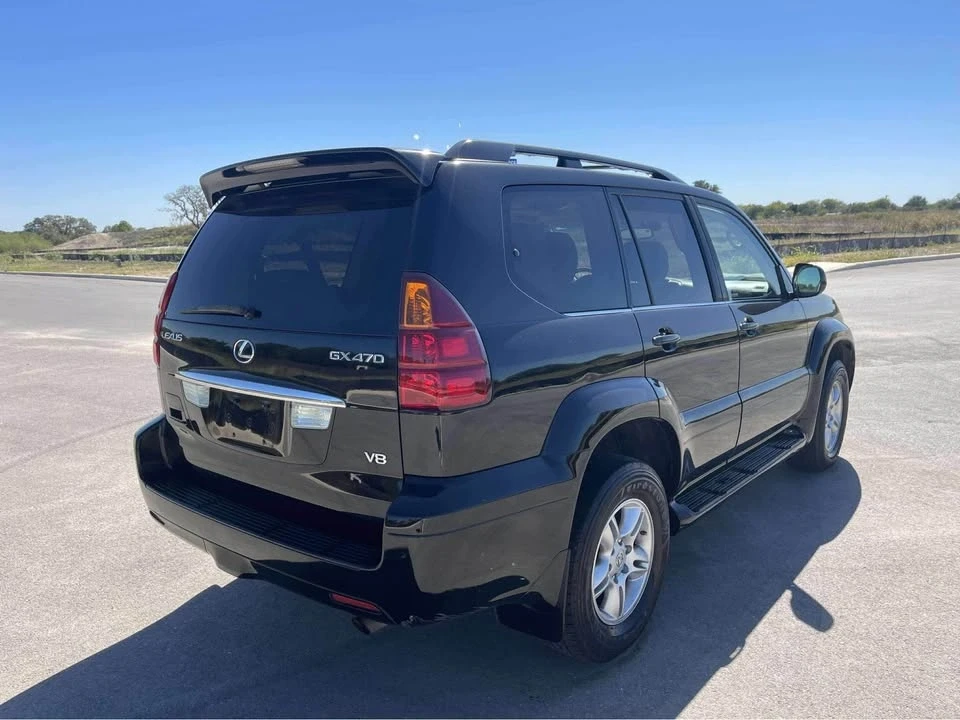 2005 Lexus GX 1st Gen - Image 3 of 12