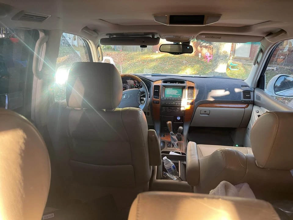 2005 Lexus GX 2nd Gen - Image 5 of 8
