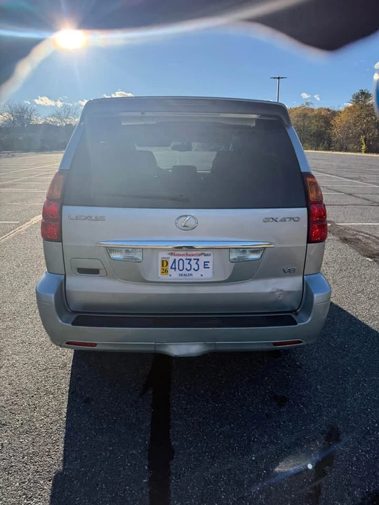 2005 Lexus GX 1st Gen - Image 4 of 14