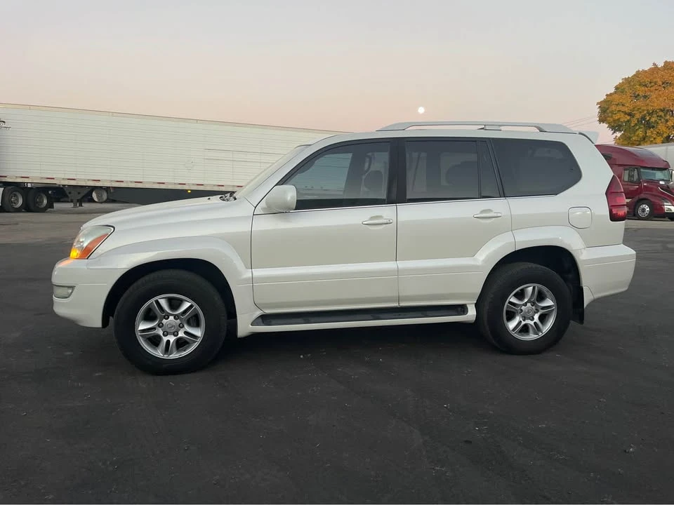 2005 Lexus GX 2nd Gen - Image 3 of 16