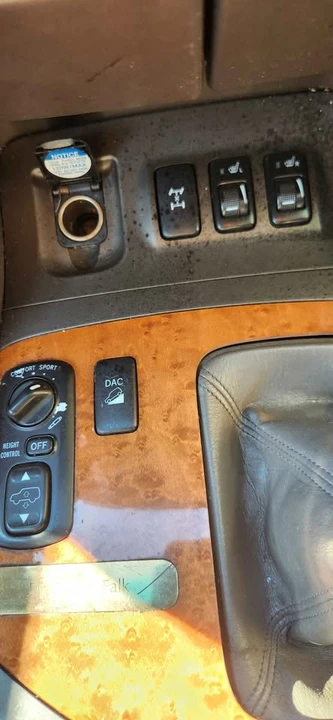 2005 Lexus GX 1st Gen - Image 16 of 19