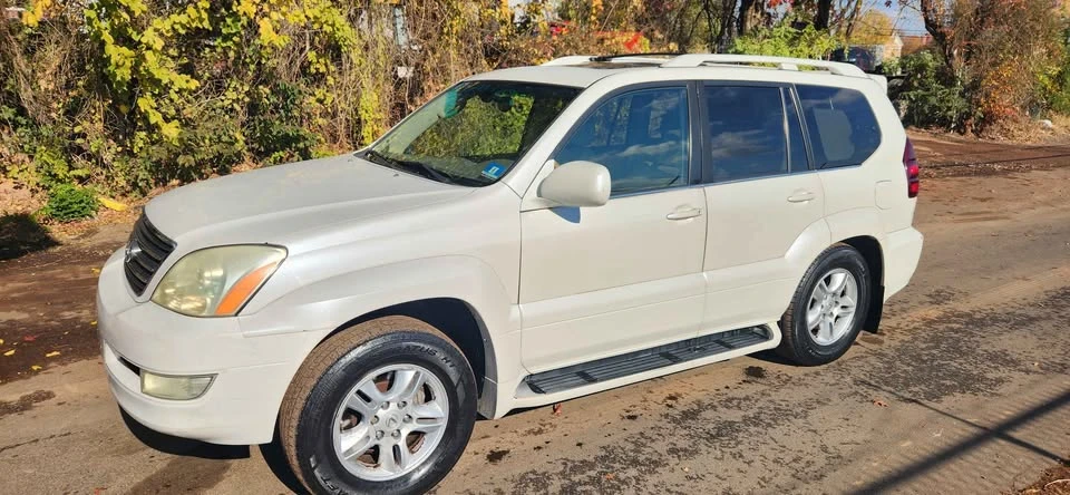2005 Lexus GX 1st Gen - Image 6 of 19