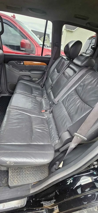 2005 Lexus GX 1st Gen - Image 7 of 11