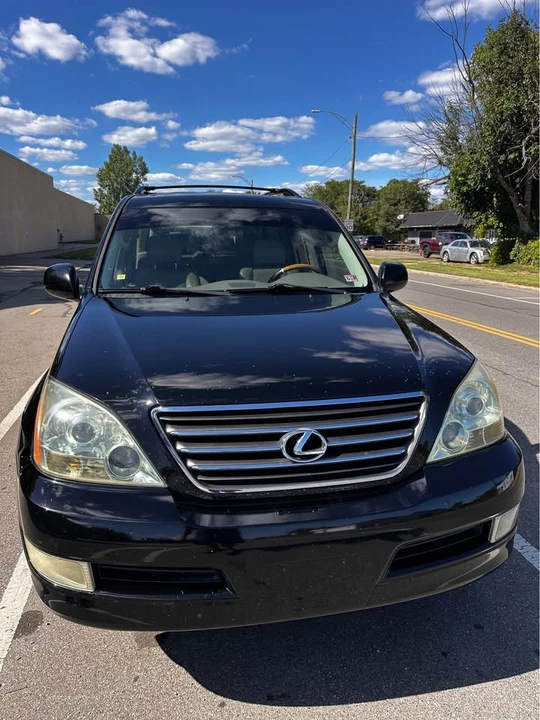 2005 Lexus GX 1st Gen - Image 2 of 19