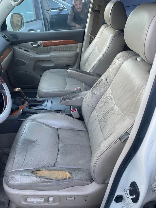 2005 Lexus GX 1st Gen - Image 6 of 7