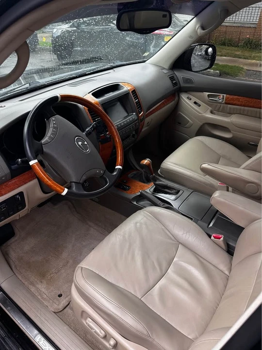 2005 Lexus GX 1st Gen - Image 15 of 19