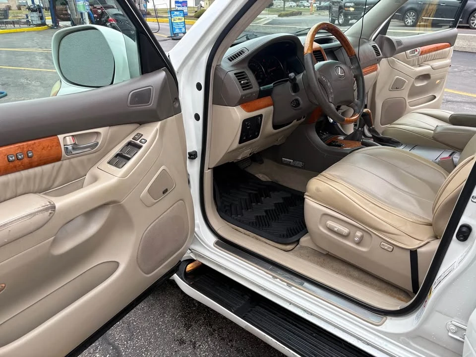 2005 Lexus GX 1st Gen - Image 12 of 19