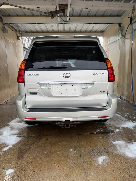 2005 Lexus GX 1st Gen - Image 5 of 11