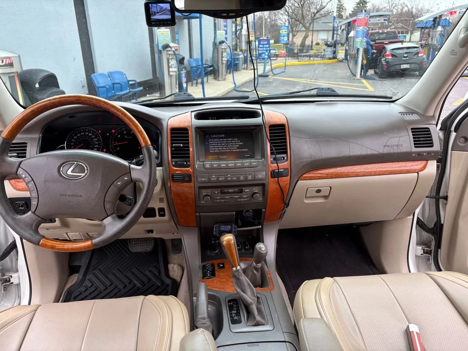 2005 Lexus GX 1st Gen - Image 15 of 19