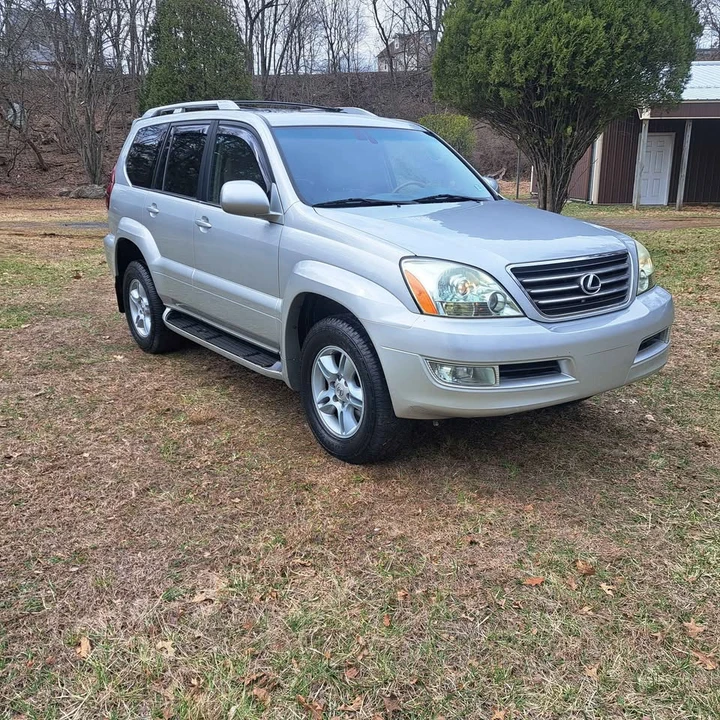 2005 Lexus GX 1st Gen - Image 2 of 20