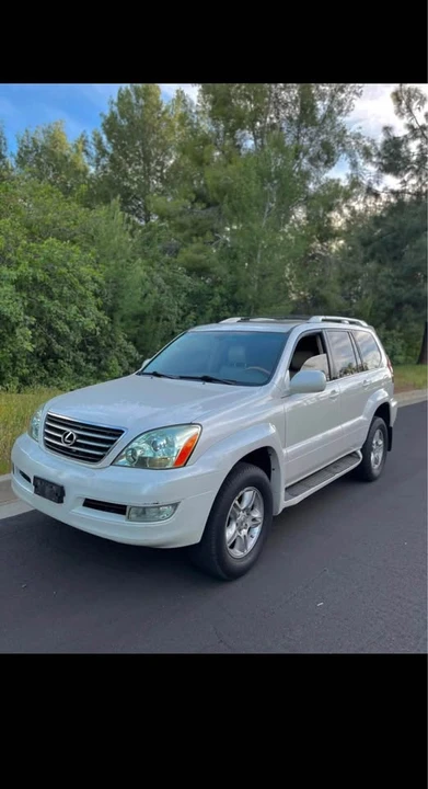 2005 Lexus GX 1st Gen - Image 10 of 11