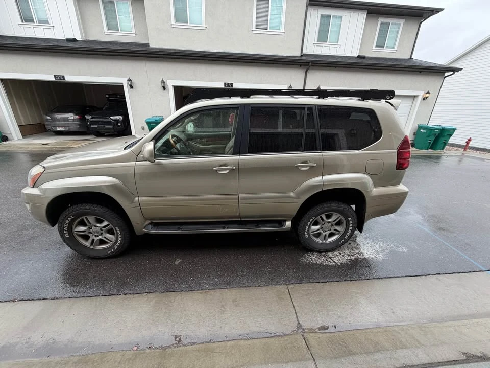 2005 Lexus GX 1st Gen - Image 7 of 20