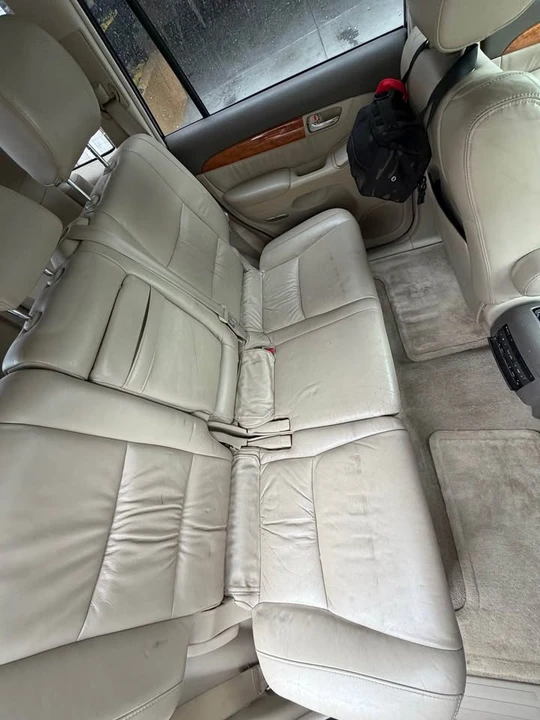 2005 Lexus GX 1st Gen - Image 17 of 20