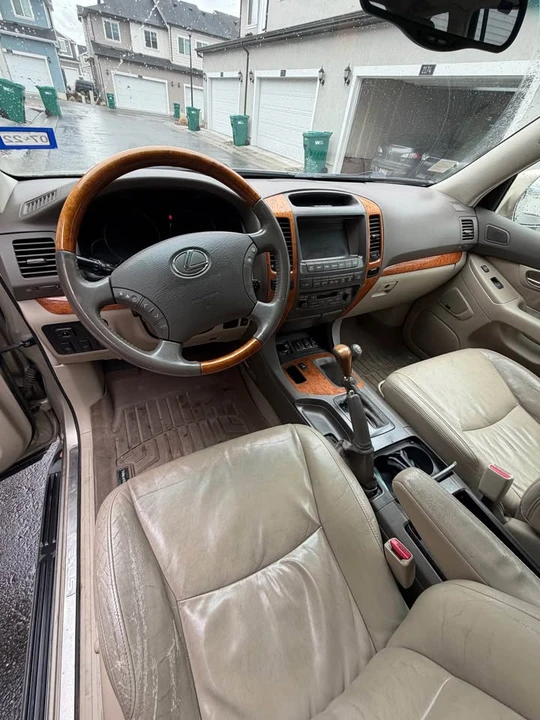 2005 Lexus GX 1st Gen - Image 10 of 20
