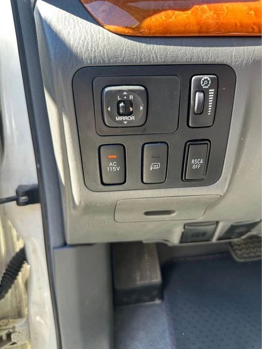 2005 Lexus GX 1st Gen - Image 15 of 15