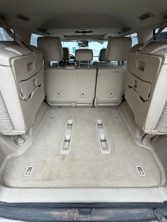 2005 Lexus GX 1st Gen - Image 18 of 20