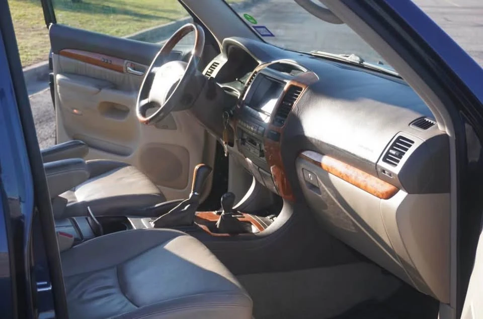 2005 Lexus GX 1st Gen - Image 11 of 11