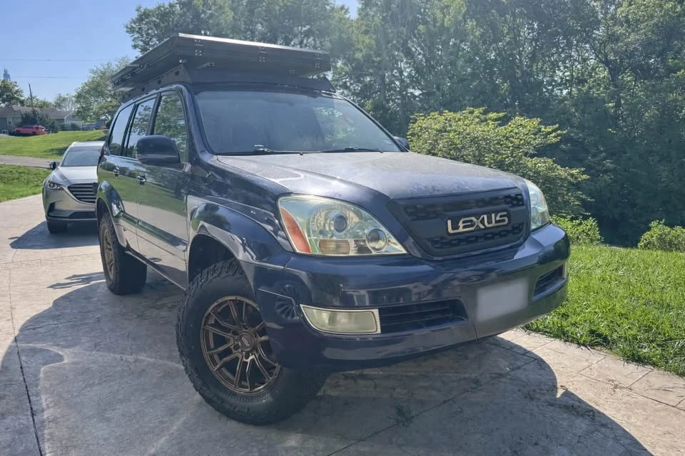 2005 Lexus GX 1st Gen - Image 3 of 11