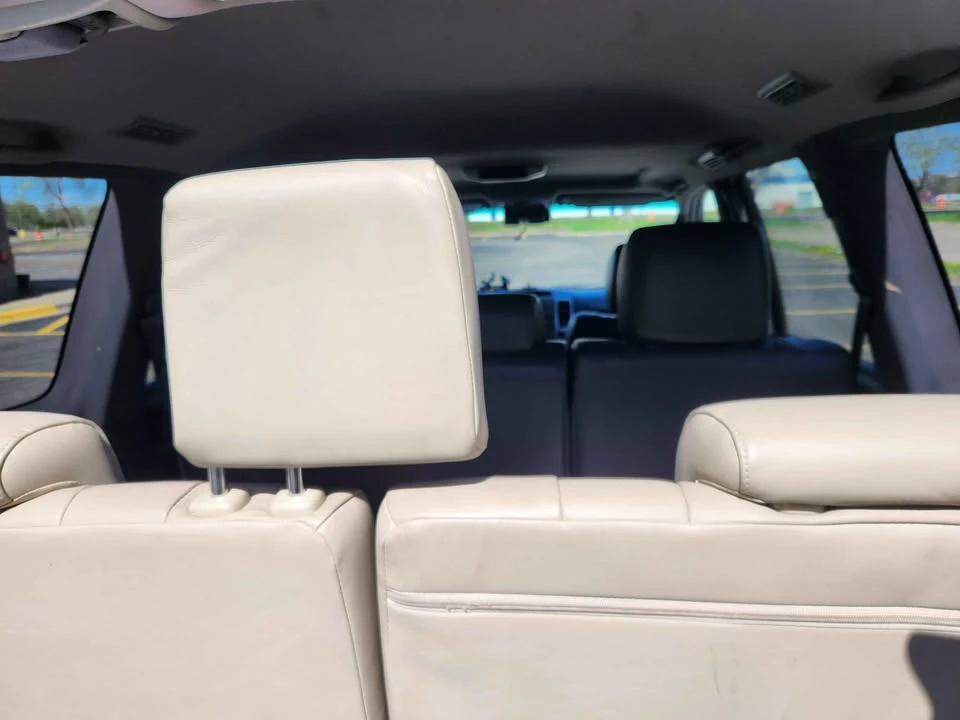 2005 Lexus GX 1st Gen - Image 5 of 12