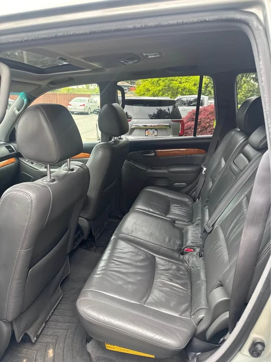 2005 Lexus GX 1st Gen - Image 6 of 7