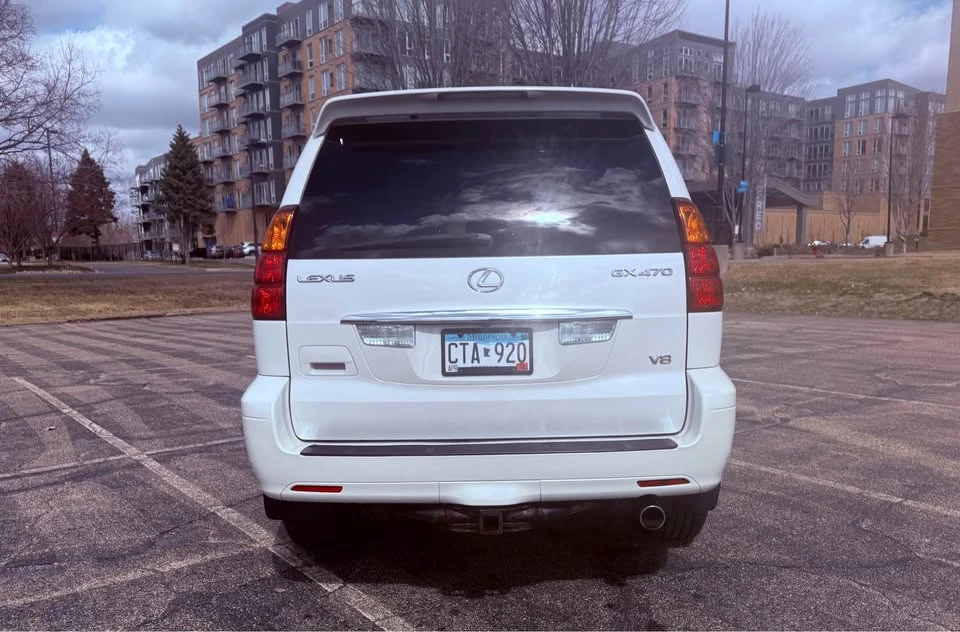 2005 Lexus GX 1st Gen - Image 8 of 17