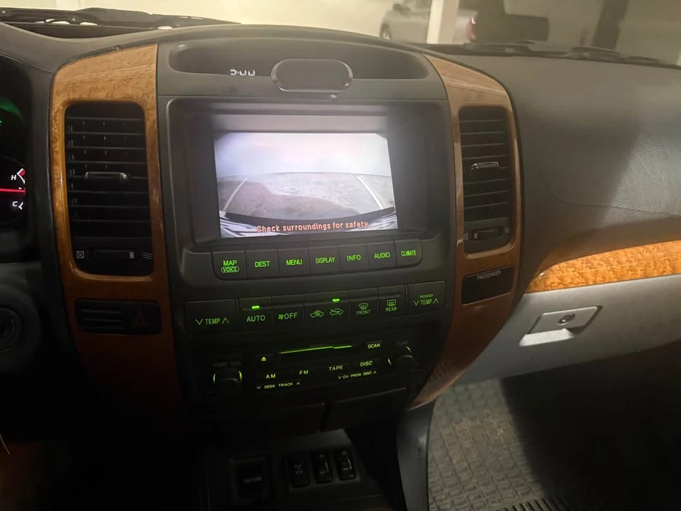 2005 Lexus GX 1st Gen - Image 10 of 17