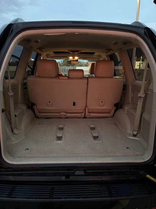 2005 Lexus GX 1st Gen - Image 9 of 15