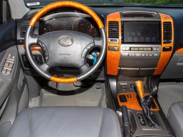 2005 Lexus GX 1st Gen - Image 9 of 14