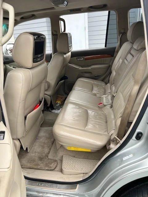 2005 Lexus GX 1st Gen - Image 6 of 10