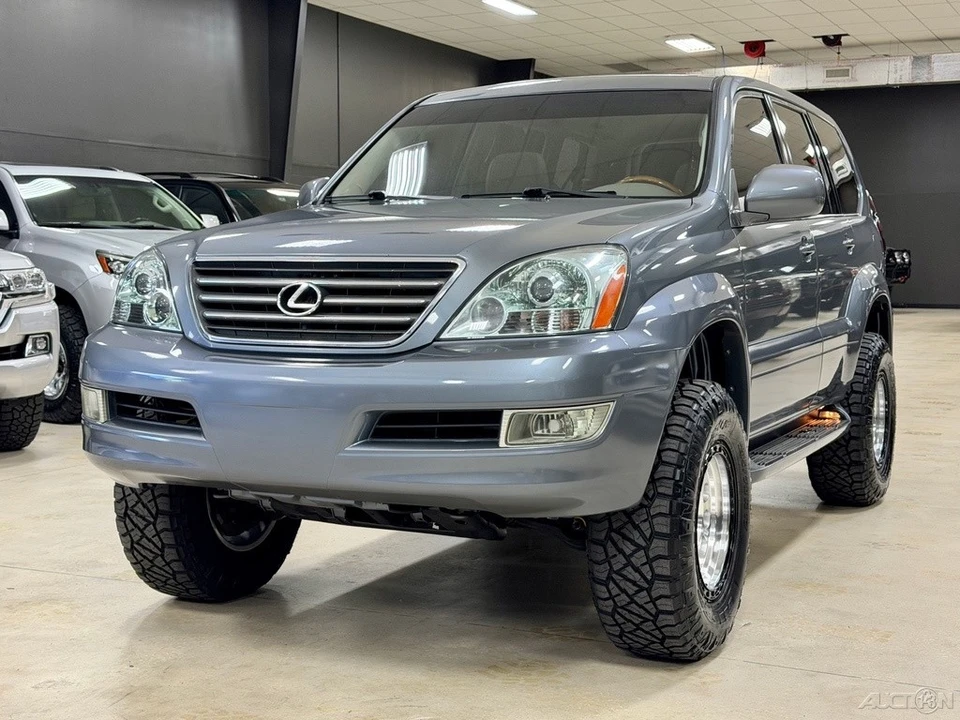 2005 Lexus GX 1st Gen - Image 2 of 12