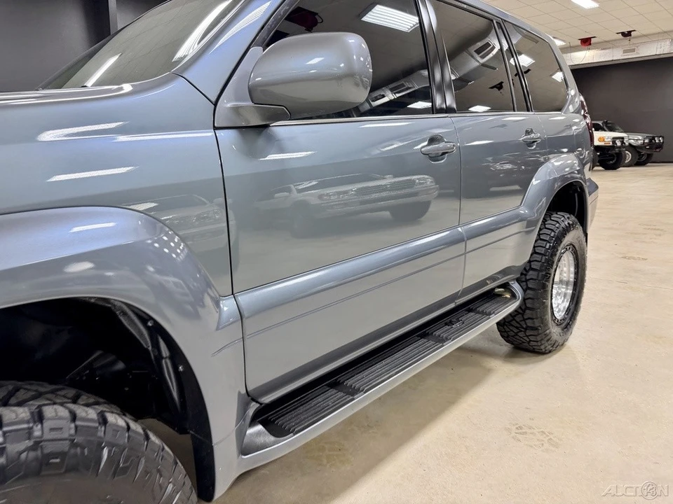 2005 Lexus GX 1st Gen - Image 12 of 12