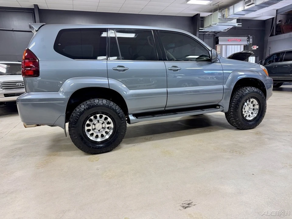 2005 Lexus GX 1st Gen - Image 6 of 12