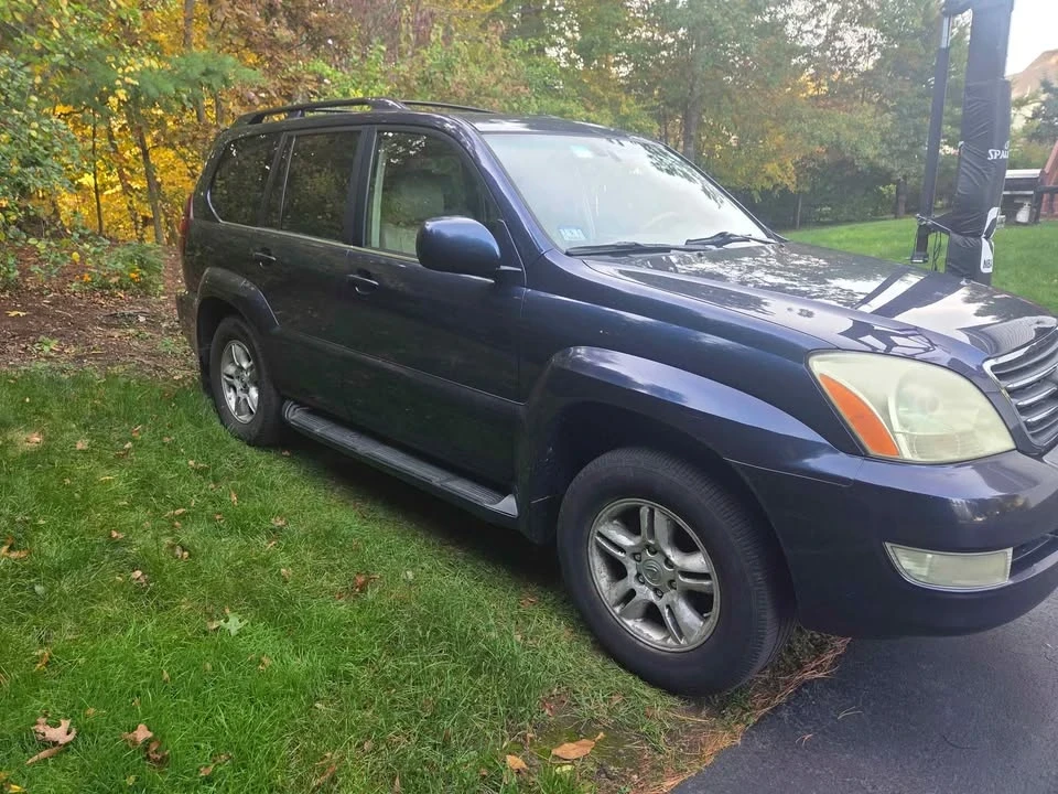 2005 Lexus GX 2nd Gen - Image 2 of 5
