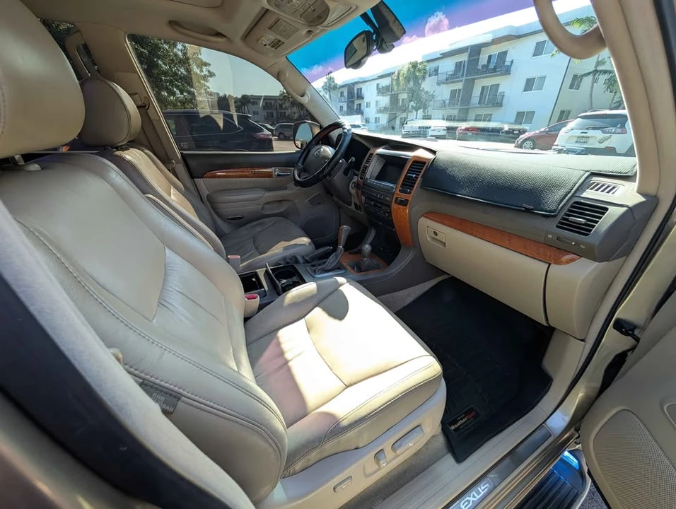 2005 Lexus GX 2nd Gen - Image 7 of 10