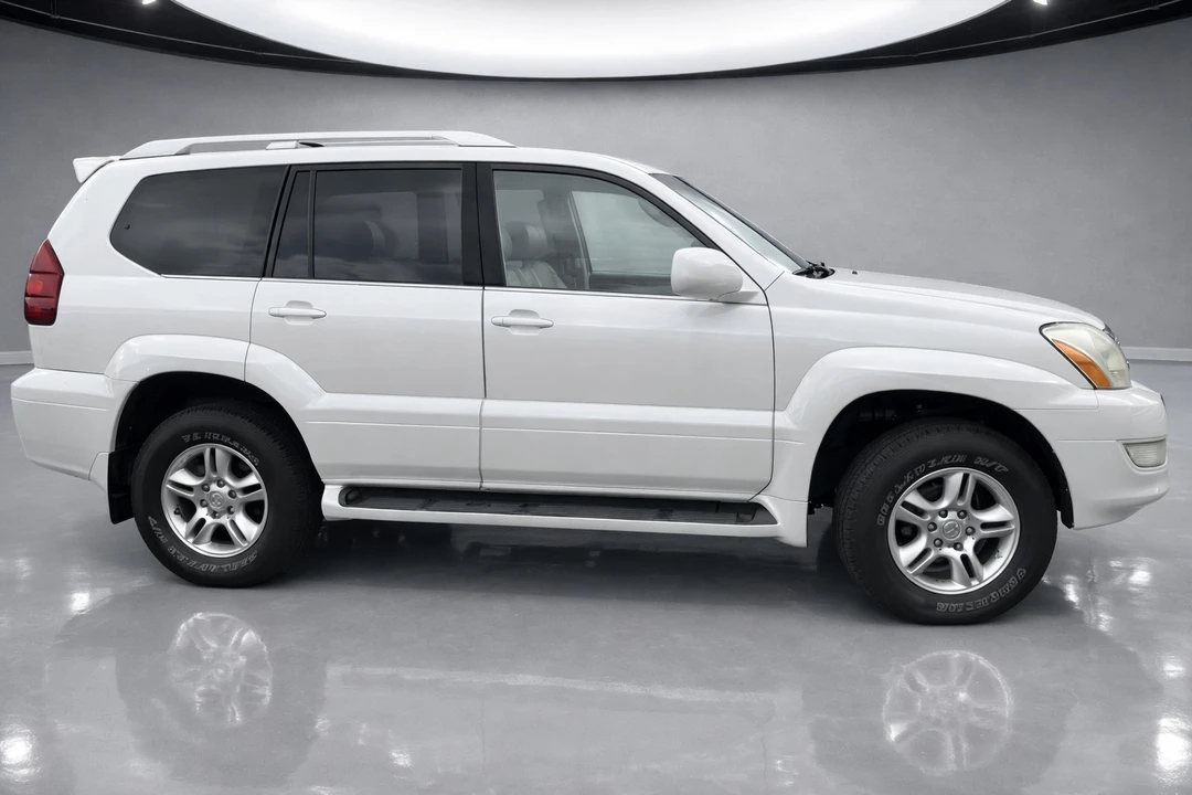 2005 Lexus GX 1st Gen - Image 6 of 8