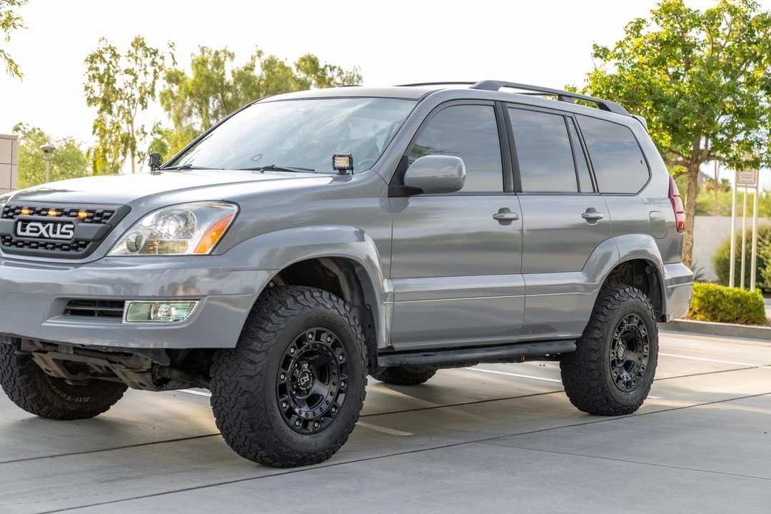 2005 Lexus GX 1st Gen - Image 14 of 31