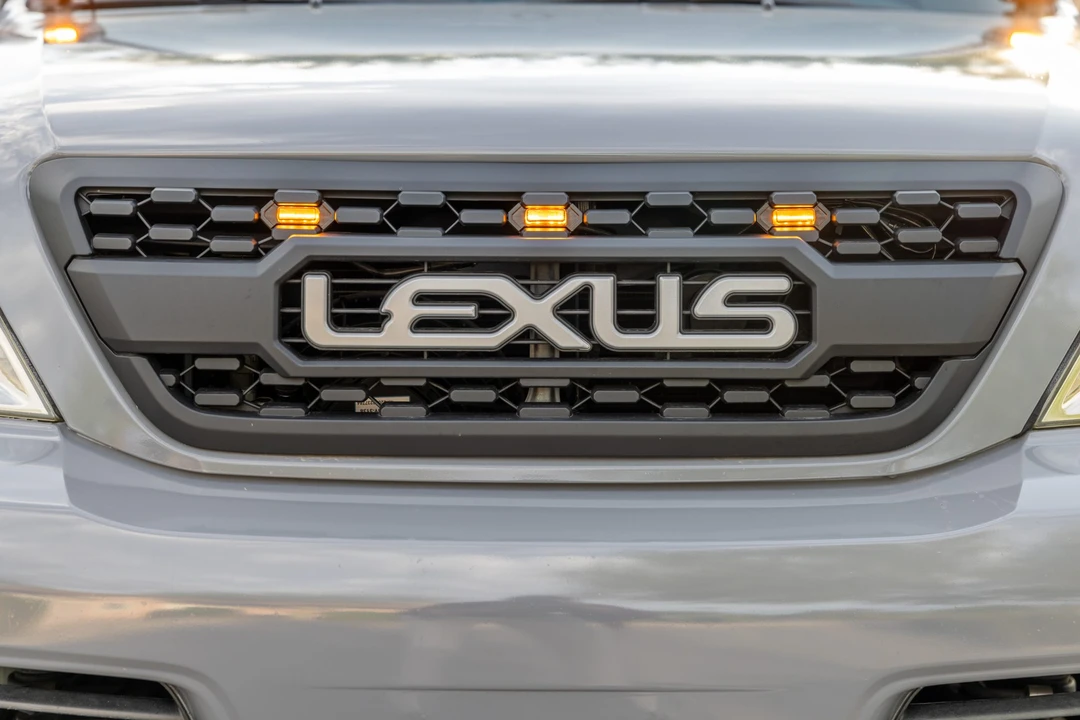 2005 Lexus GX 1st Gen - Image 25 of 31