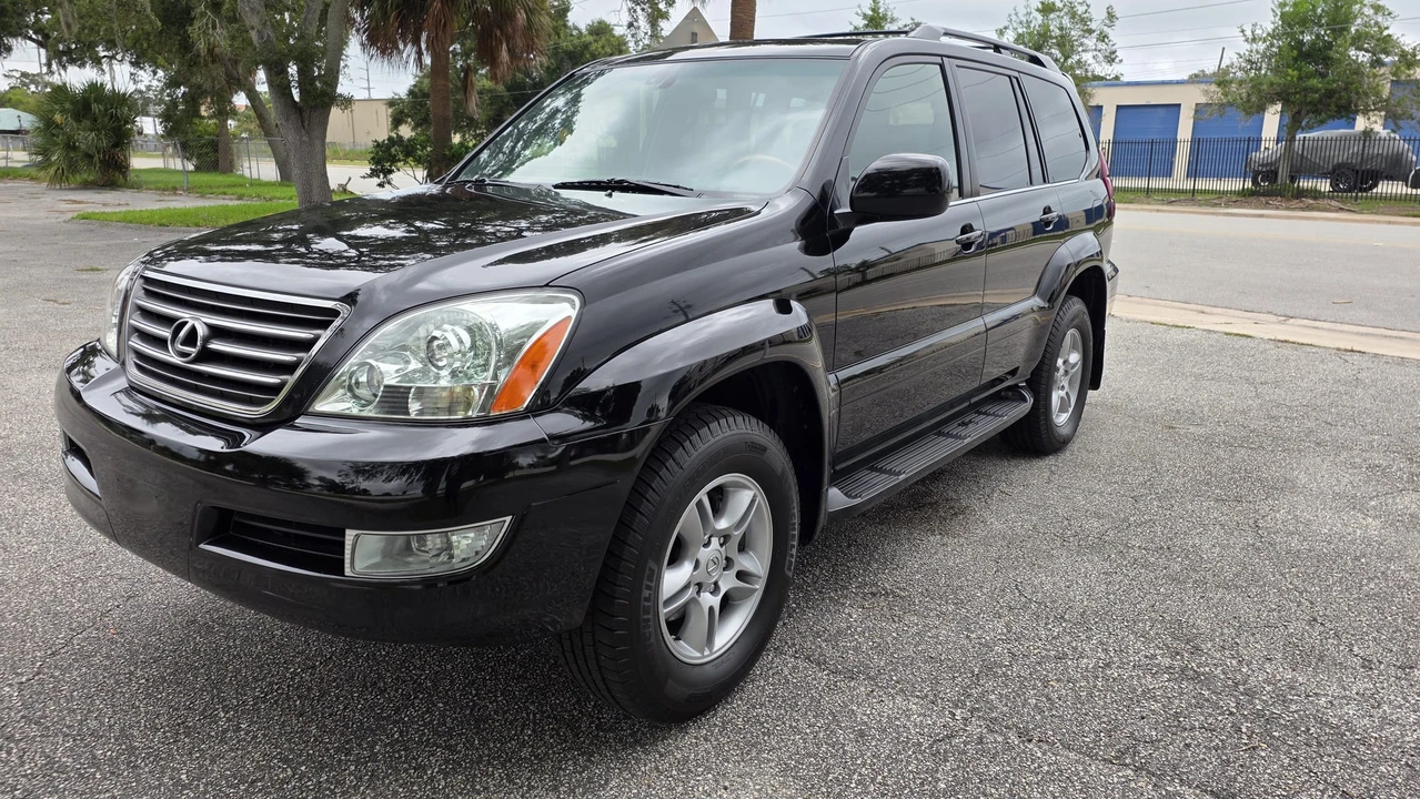2005 Lexus GX 1st Gen - Image 4 of 31