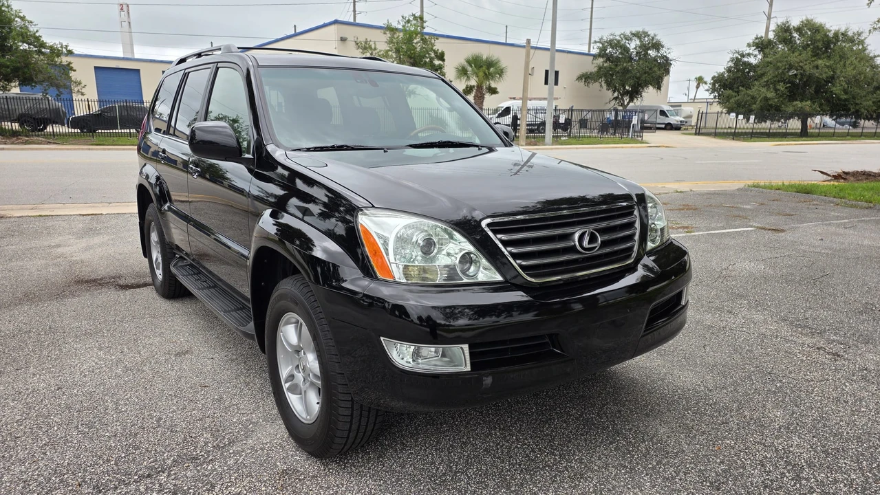 2005 Lexus GX 1st Gen - Image 28 of 31