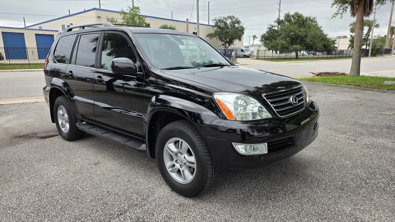 2005 Lexus GX 1st Gen - Image 27 of 31