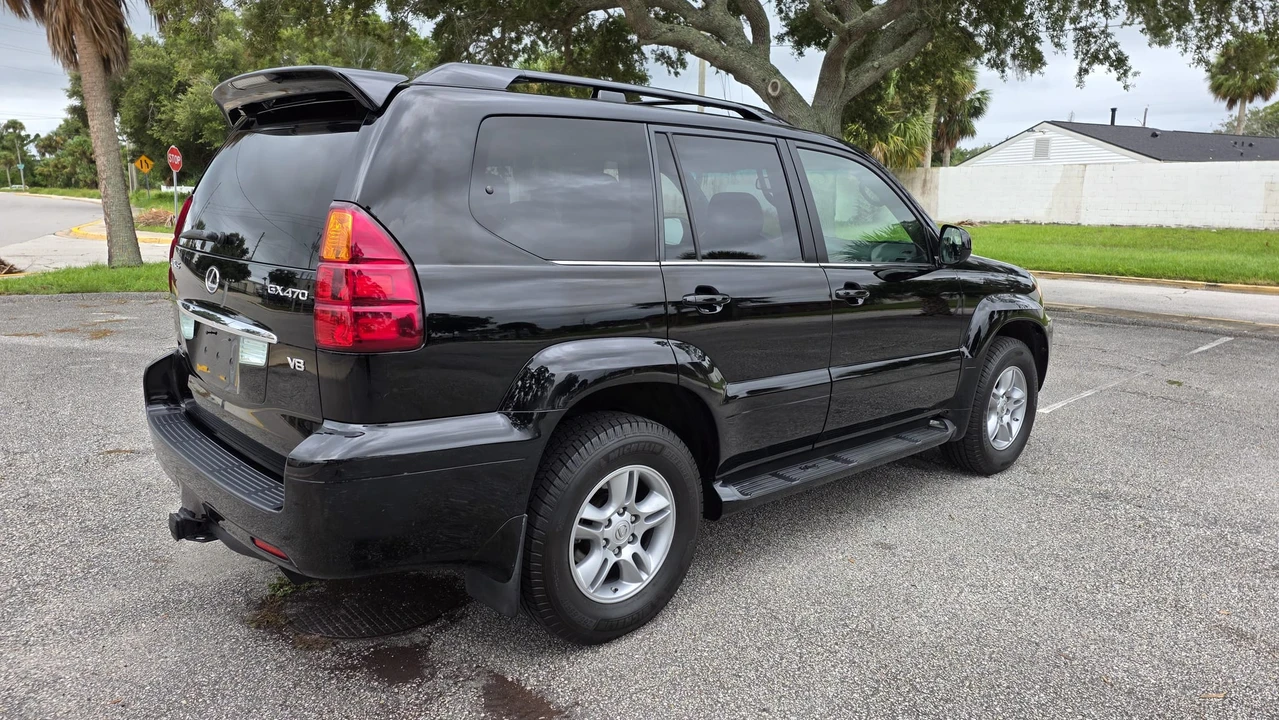 2005 Lexus GX 1st Gen - Image 19 of 31