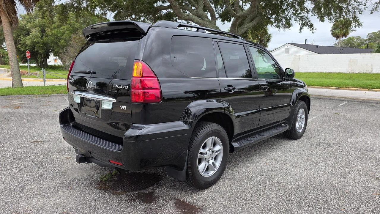2005 Lexus GX 1st Gen - Image 17 of 31