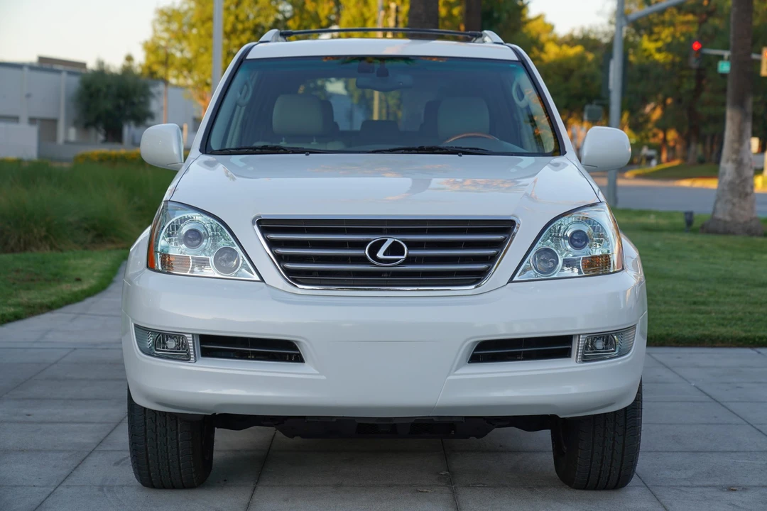 2005 Lexus GX 1st Gen - Image 4 of 31