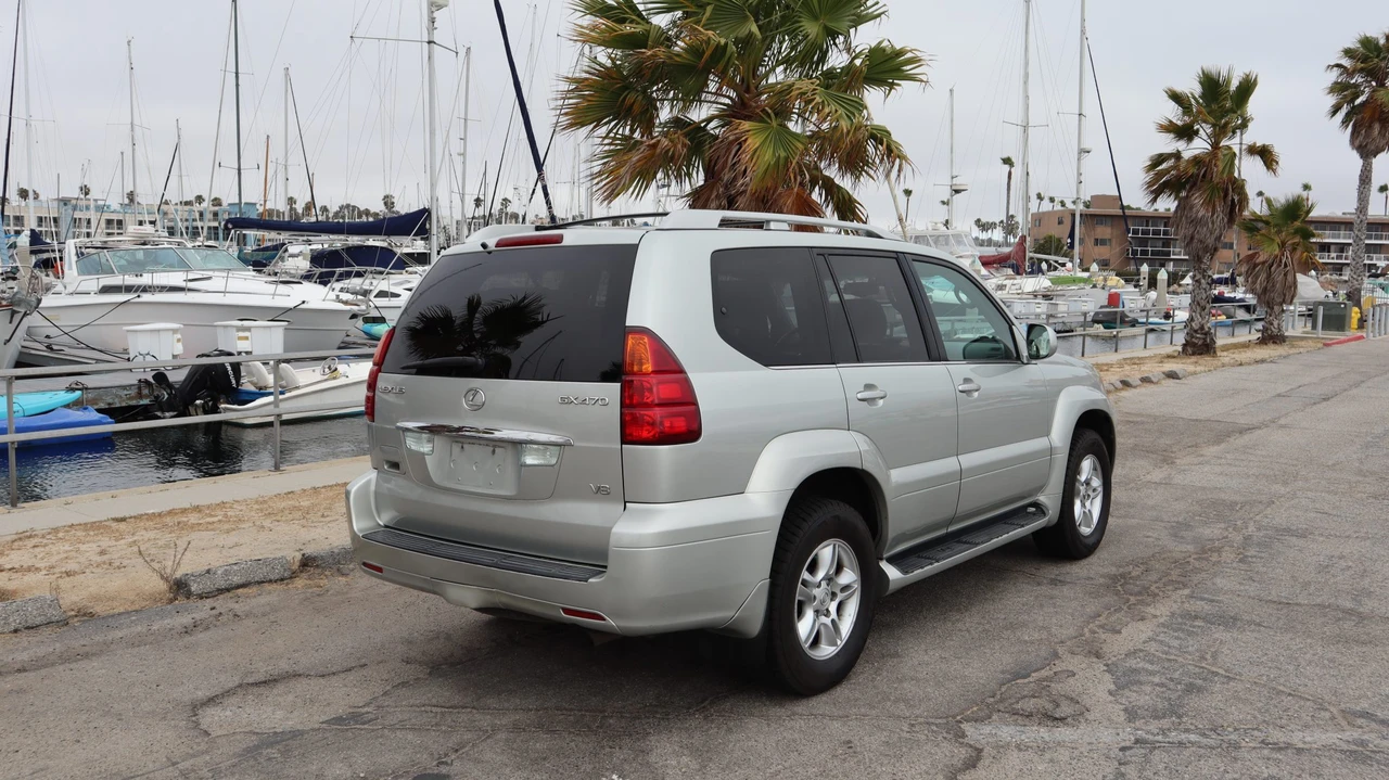 2005 Lexus GX 1st Gen - Image 13 of 31
