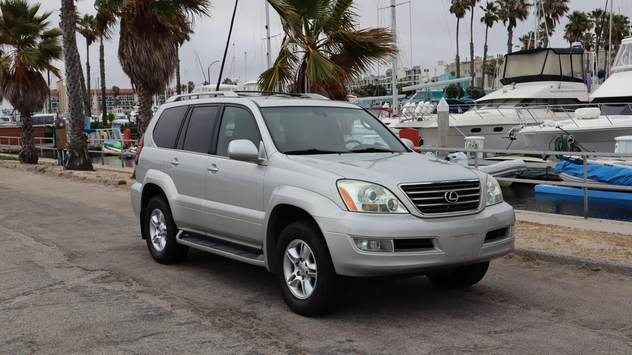 2005 Lexus GX 1st Gen - Image 25 of 31