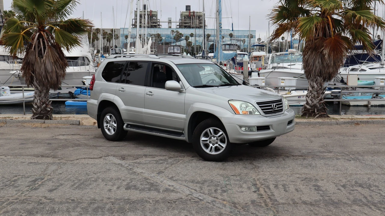 2005 Lexus GX 1st Gen - Image 21 of 31